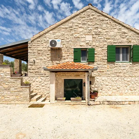 Vikendica Ela By Interhome Zadar