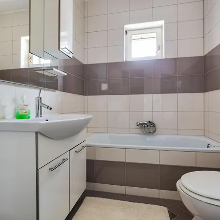 Vikendica Ela By Interhome *