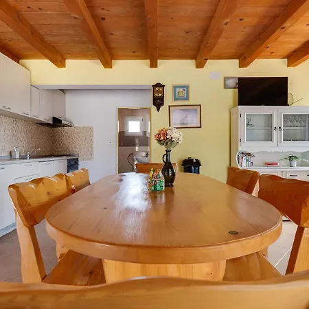 Vikendica Ela By Interhome *
