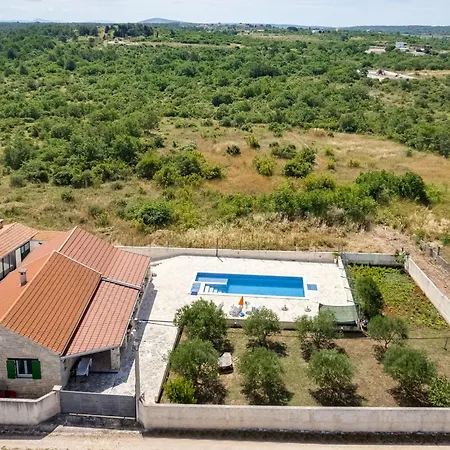 Vikendica Ela By Interhome Zadar